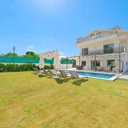 Вилла Oeluedeniz District, Prime Location - Asay *
