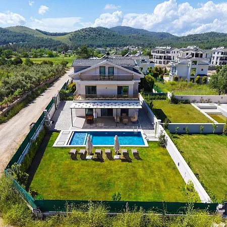 Oeluedeniz District, Prime Location - Asay