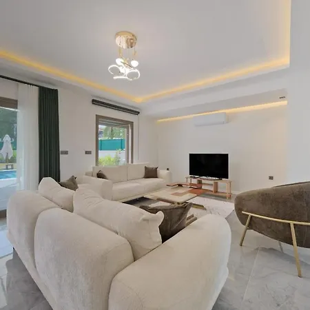 Oeluedeniz District, Prime Location - Asay Вилла